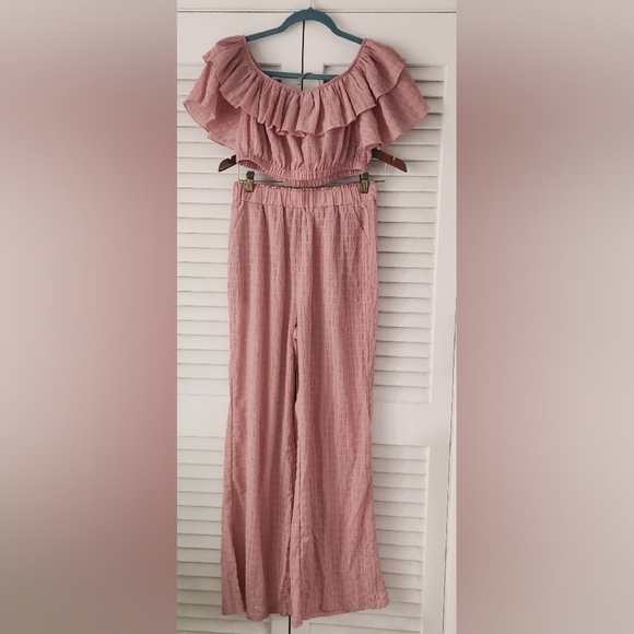 Women’s Summer Pink  Pants And Crop Top Set Small Ruffles High Rise Pants F40 - Picture 1 of 11